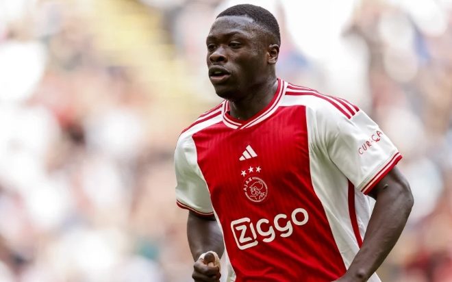 Napastnik Ajaxu wymienia trzech europejskich gigantów jako wymarzone cele letniej przeprowadzki za 80 milionów euro
